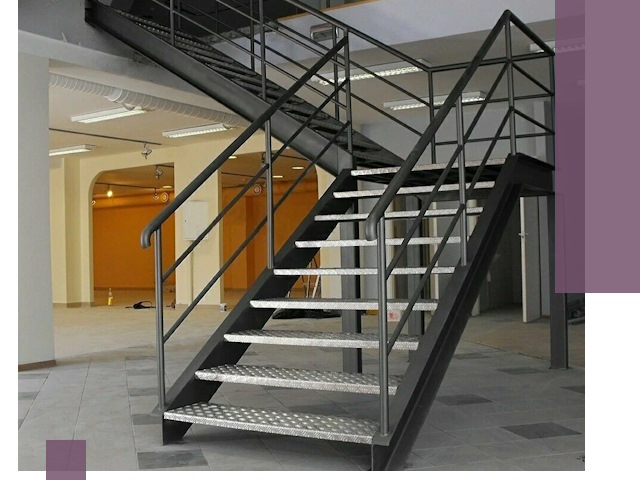 Лестницы для офиса в Челябинске: изготовление, монтаж, демонтаж