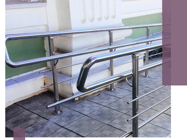 Ограждения пандусов из металла и нержавейки в Челябинске