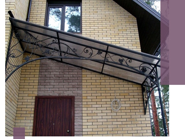 Односкатные козырьки из металла под ключ в Челябинске